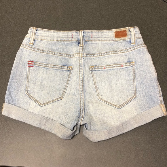 Urban Outfitters BDG Denim Cutoff Jean Shorts 27 - Picture 3 of 4